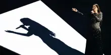 Eurovision, Lettonia: Atvara canta davanti alla sua ombra gigante