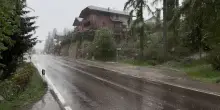 Maltempo sulle Dolomiti, la forte nevicata in Alta Badia