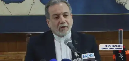Araghchi rivendica il controllo da parte di Teheran dello Stretto di Hormuz