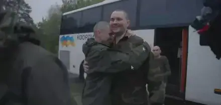 Nuovo scambio di prigionieri tra Russia e Ucraina, le loro voci