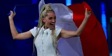 Finale Eurovision, la Francia e la mini-opera pop di Monroe in stile Bridgerton