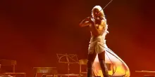 Eurovision, la Finlandia incendia la finale con violino rock e lanciafiamme