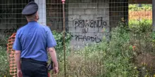 Donne trovate morte nel cantiere, fermato un 49enne: "Sono stato aggredito"