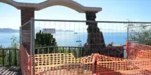 Terremoto ai Campi Flegrei, l'Arco del Belvedere di Bacoli danneggiato