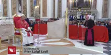Papa ad Acerra: "Va scardinata la cultura del privilegio e della prepotenza"