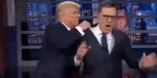 Trump getta Colbert in un cassonetto: "bye-bye", il video generato con AI postato dalla Casa Bianca