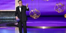 Stephen Colbert lascia la CBS e arriva l&rsquo;ennesimo attacco di Trump che "lo getta in un cassonetto"