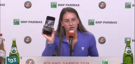 Roland Garros, l&rsquo;ucraina Kostyuk in lacrime: &ldquo;Missile vicino alla casa dei miei&rdquo;