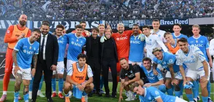 Serie A, in campo Verona-Roma, Lecce-Genoa, Milan-Cagliari, Torinoo-Juventus, Cremonese-Como