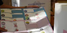 Elezioni comunali, urne chiuse: al via lo spoglio. Dato su met&agrave; delle sezioni: affluenza al 61%