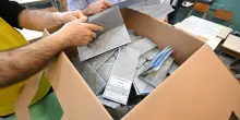 Elezioni comunali, urne chiuse: al via lo spoglio. Dato definitivo sull'affluenza, al 60% (-5 punti)