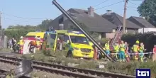 Incidente in Belgio, scontro tra uno scuolabus e un treno: quattro morti