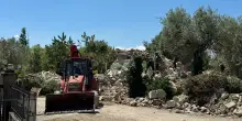 Bolsena, esplosione violentissima distrugge villetta: trovato morto il proprietario