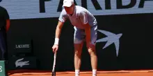 Sinner il crollo choc: dal sogno all'incubo, fuori dal Roland Garros: "Non sono un robot"