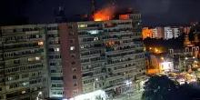 L'impatto del drone russo in Romania: il fuoco dell'esplosione squarcia la notte a Galati