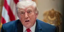 Trump chiede modifiche all'accordo con l'Iran e attacca ancora Papa Leone