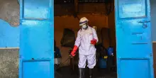 Ebola, l&rsquo;Ecdc pubblica una guida operativa: &ldquo;Rischio di importazione molto basso, ma prepariamoci&rdquo;
