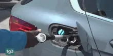 Caro carburanti, taglio delle accise solo per i redditi bassi