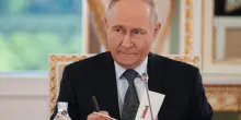 Putin: "Droni occidentali sulla Russia. Avanziamo, ma pronti alla pace di Anchorage"