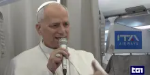 Il viaggio del Papa in Spagna comincia con i messaggi contro la guerra in Iran e Ucraina