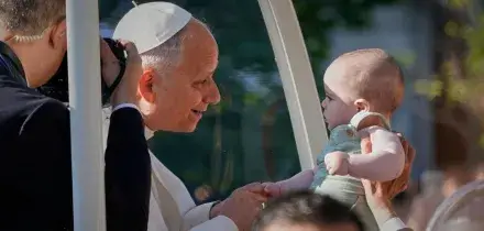 La Messa del Papa nella piazza simbolo di Madrid: oltre un milione di partecipanti