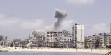 Trump a Fox: "Vicino all'ordinare nuovi attacchi all'Iran". Teheran avverte: "Risposta sarebbe dura"