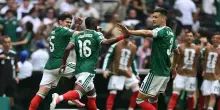Mondiali, Messico-Sudafrica 1-0: Quinones segna e l&rsquo;Azteca impazzisce