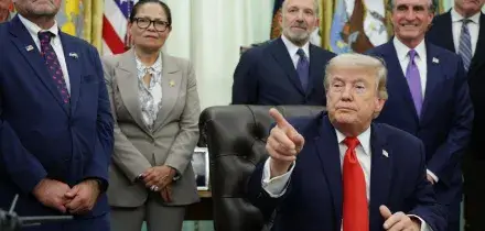Trump annuncia l'intesa: "Tutti d'accordo, presto la firma". Teheran: "Non abbiamo ancora deciso"