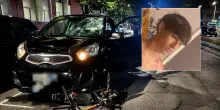Monopattino contro un'auto a Milano, morto passeggero di 18 anni