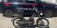 Gli rubarono il motorino quando aveva 16 anni: ritrovato e restituito ora che di anni ne ha 58