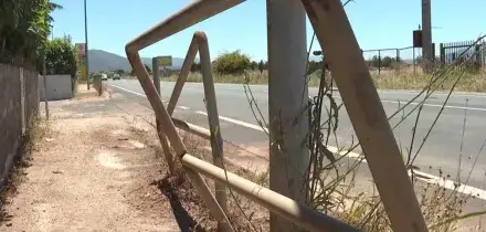 Auto investe due ragazzi, muore un 23enne. L'uomo alla guida non si ferma poi si costituisce