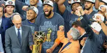 I New York Knicks vincono l'NBA dopo 53 anni: Brunson fa impazzire la citt&agrave;