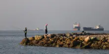 L'intesa USA-Iran c'&egrave;, si firma il 19. Trump: "Venerd&igrave; riapre Hormuz", Teheran proclama vittoria