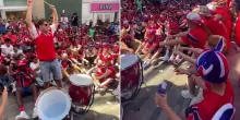 I tifosi norvegesi remano come vichinghi: il rito a Foxborough prima dell'esordio ai Mondiali