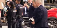 Caso Plus Ultra, tre ore di interrogatorio per Zapatero. E la Procura gli ritira il passaporto