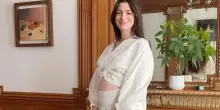 Anne Hathaway aspetta il terzo figlio: l'annuncio social con il pancione