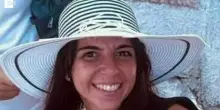 Palloncini bianchi per ricordare Sofia e sostenere Emma. Il ragazzo del video choc lascia l&rsquo;Italia