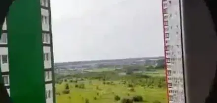 Drone tra i palazzi di Mosca, le immagini girate dagli abitanti al risveglio: l'attacco ucraino