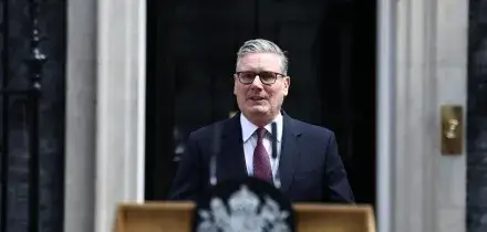Regno Unito, il premier Keir Starmer si &egrave; dimesso