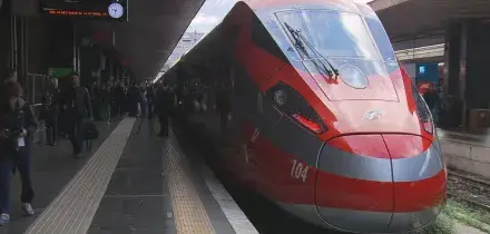 Faccia a faccia con Salvini, l'ad Donnarumma lascia Ferrovie, polemiche per disservizi