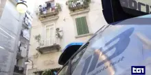 Morta per un oggetto caduto dal balcone, rinviati a giudizio i genitori del 13enne responsabile