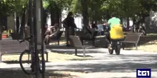 Con 40 gradi anche i rider si prendono una pausa nelle ore pi&ugrave; calde