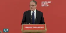 Starmer presenta piano di riarmo, spesa militare sale a 300 miliardi in 4 anni