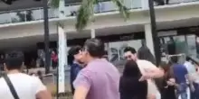 Gente in strada in silenzio, lo stupore dopo la scossa di terremoto a Cuba