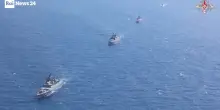 Nave da guerra russa spara colpi di avvertimento contro uno yacht britannico