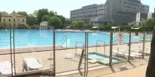 Entra di notte in una piscina di Milano, 28enne muore annegato