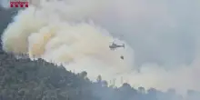 Maxi incendio in Costa Brava, divorati ettari di verde: confinate in case 43mila persone