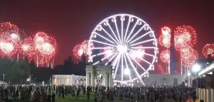 Fuochi d'artificio sul National Mall: Washington celebra i 250 anni degli Stati Uniti