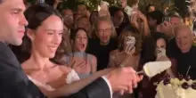 Il matrimonio di Aurora Ramazzotti e Goffredo Cerza: il taglio della torta
