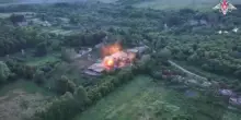 Russia e Ucraina denunciano attacchi reciproci su larga scala, droni e missili a vasto raggio